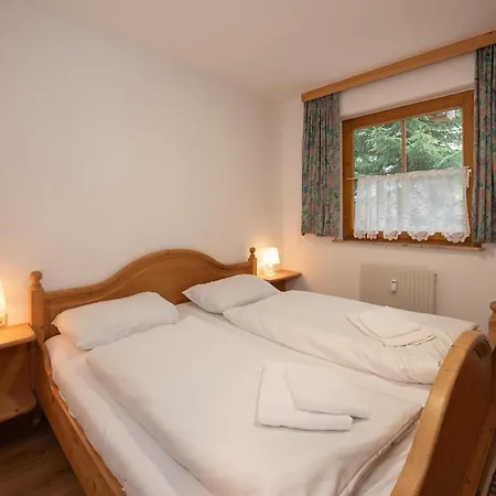 Alpine Royal B 20 公寓 *